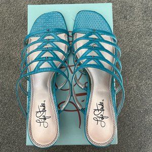Life Stride show off turquoise heels